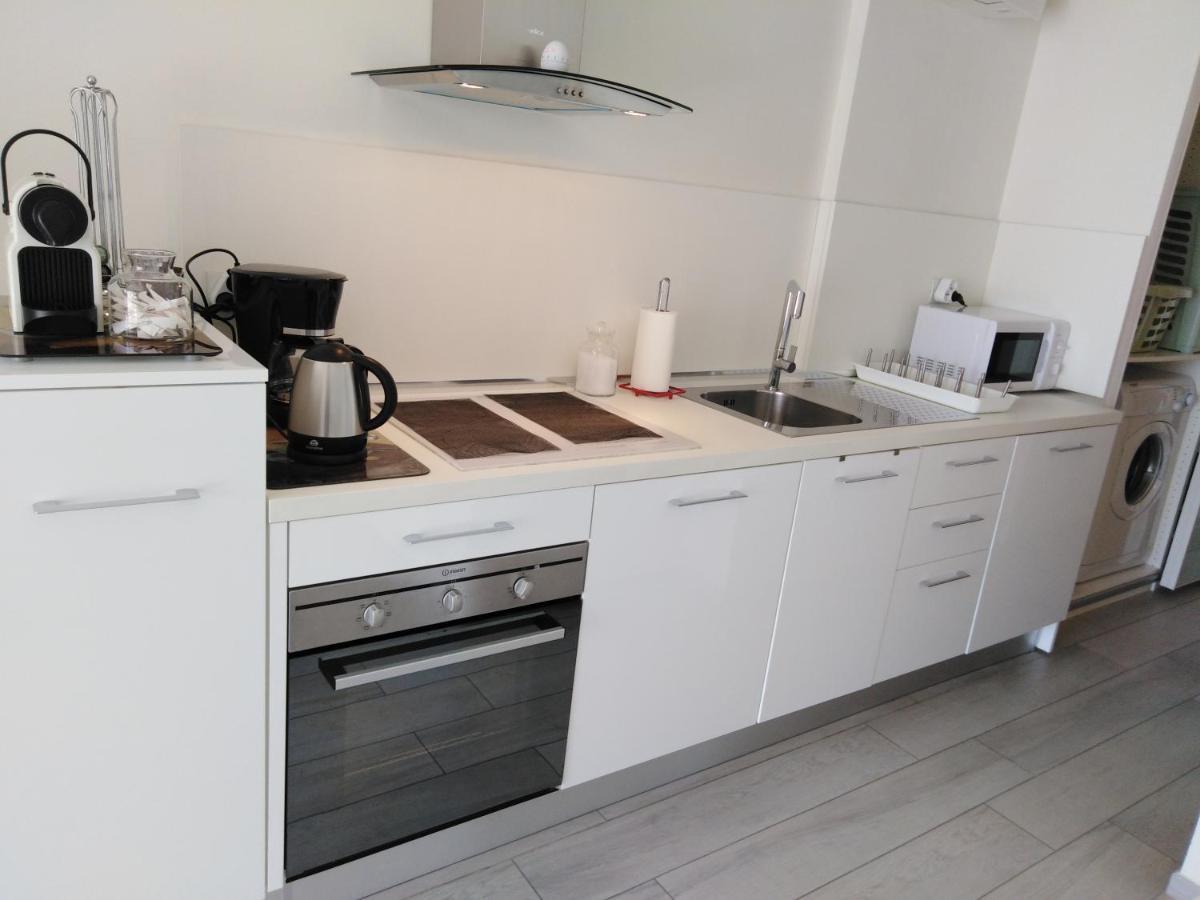 Le Palais Du Tropique Appartement Vue Mer 5E Etage Avec Ascenseur Жуан-ле-Пен Экстерьер фото