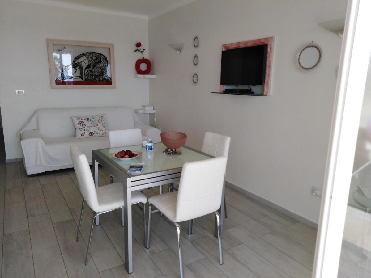 Le Palais Du Tropique Appartement Vue Mer 5E Etage Avec Ascenseur Жуан-ле-Пен Экстерьер фото